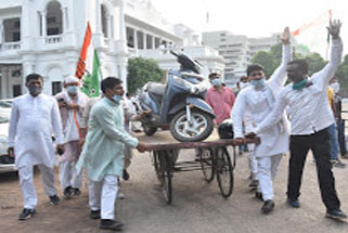 Congress agitation in capital Lucknow